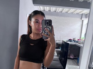 Erotinis vaizdo pokalbis Saori-Lee-