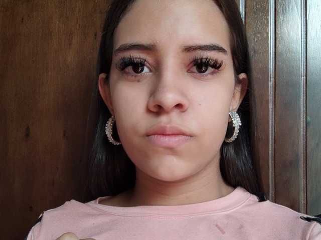 Profilio nuotrauka sara-collins