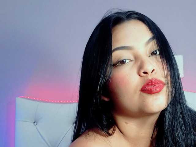 Profilio nuotrauka sara-evans