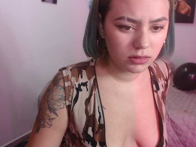 Transliacijos ekrano nuotraukos Sara-hotxxx