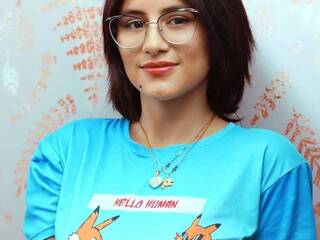 Erotinis vaizdo pokalbis sara-jones