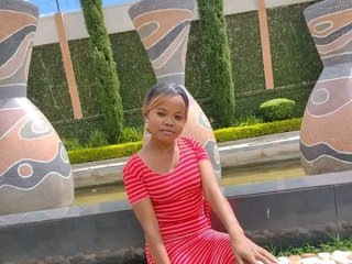 Erotinis vaizdo pokalbis Sarah-myah2