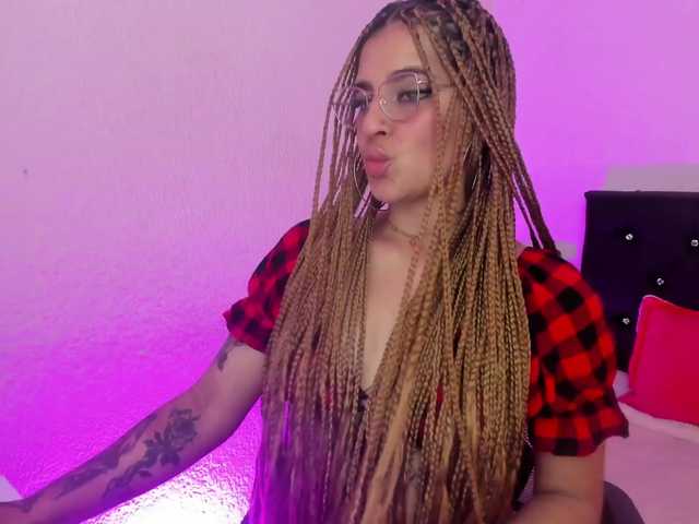 Transliacijos ekrano nuotraukos SarahDark