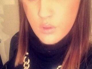 Erotinis vaizdo pokalbis Sarahlou