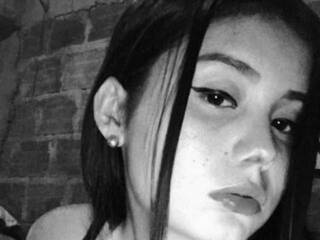 Erotinis vaizdo pokalbis SarahReina