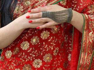 Erotinis vaizdo pokalbis Saranya