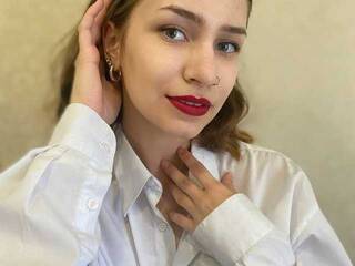 Erotinis vaizdo pokalbis SaraParK