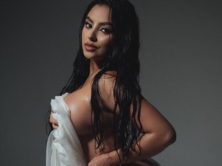 Erotinis vaizdo pokalbis SaraWinstone1