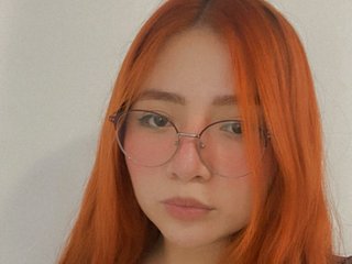 Erotinis vaizdo pokalbis SashaAdamss