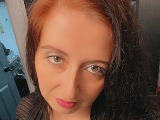 Erotinis vaizdo pokalbis Sassybb
