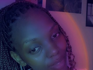 Erotinis vaizdo pokalbis Savournie