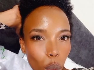 Erotinis vaizdo pokalbis ScarlettDiorFoxx