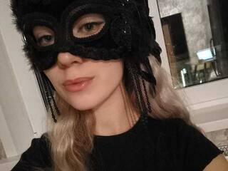 Erotinis vaizdo pokalbis KukuCap0l