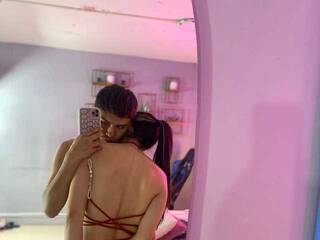 Erotinis vaizdo pokalbis secretvelvet-fx