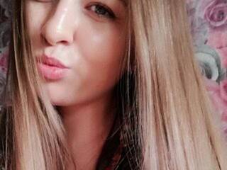 Erotinis vaizdo pokalbis lyubimkaMargo