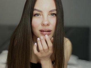 Erotinis vaizdo pokalbis SeLeNaa