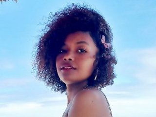 Erotinis vaizdo pokalbis SelenaJoya