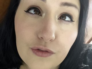 Erotinis vaizdo pokalbis SerefinaSnow