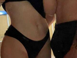 Erotinis vaizdo pokalbis LoveSex22House