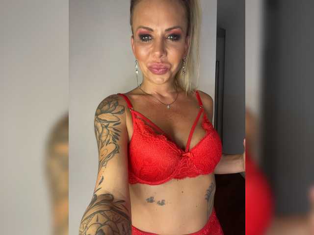 Nuotraukos Sexbigclit Let’s play oil boobs 100tks I wanna cum with you love