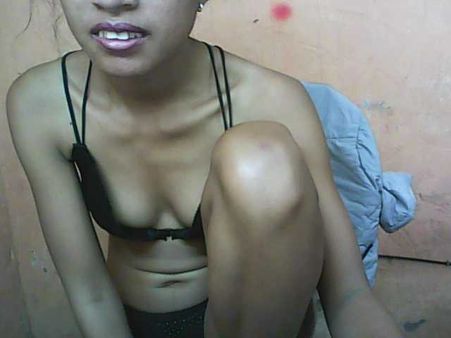 Nuotraukos sexplaygirl hey guys ..help my goal and start to fun with me