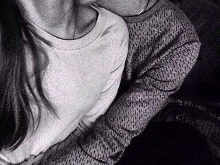 Erotinis vaizdo pokalbis ilonomask