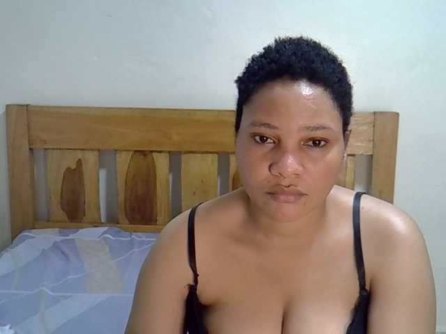 Transliacijos ekrano nuotraukos Sexxiequeen