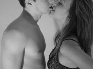 Erotinis vaizdo pokalbis tolovelife