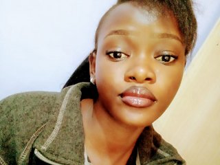 Erotinis vaizdo pokalbis SexxyBarbie