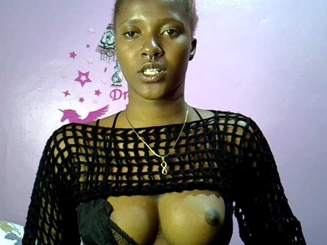 Transliacijos ekrano nuotraukos Sexxyezzy