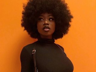 Erotinis vaizdo pokalbis Sexy-Aliyah