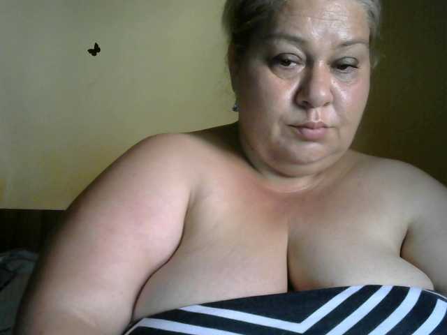 Nuotraukos SexyAnette who want see my tits 30 tokens