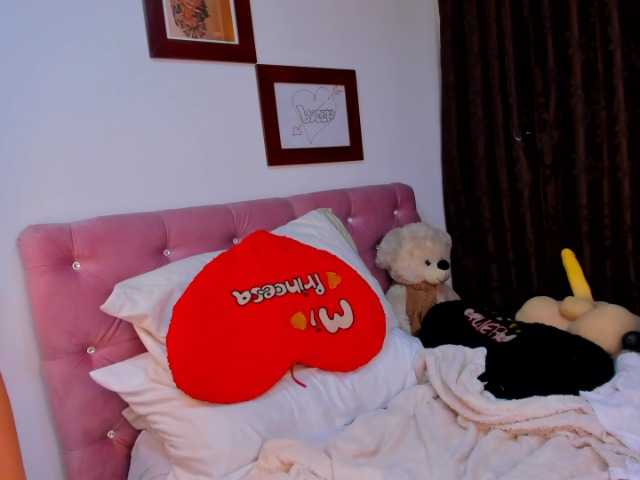 Transliacijos ekrano nuotraukos SexyDayanita