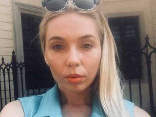 Erotinis vaizdo pokalbis SexyFoxy555