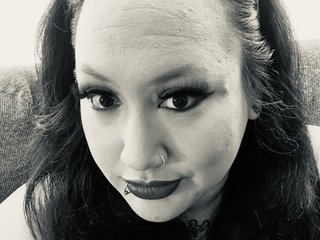 Erotinis vaizdo pokalbis SexyGothNerd90
