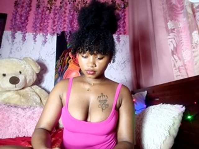 Transliacijos ekrano nuotraukos Sexygyal
