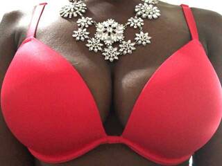 Erotinis vaizdo pokalbis sexyambitions