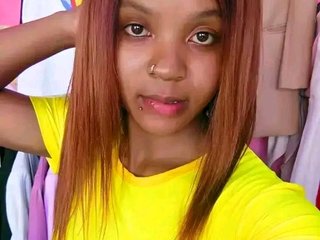 Erotinis vaizdo pokalbis Sexyvaliha