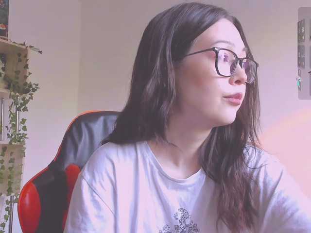 Transliacijos ekrano nuotraukos ShadowEva