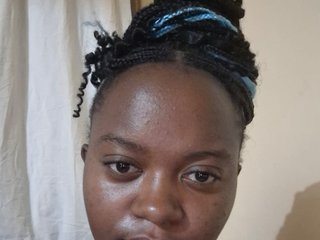 Erotinis vaizdo pokalbis Shanny254