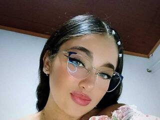 Erotinis vaizdo pokalbis Sharlot-Daft