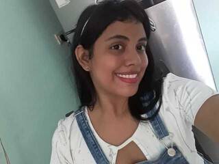 Erotinis vaizdo pokalbis sharlotte-30