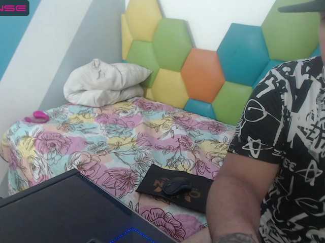 Transliacijos ekrano nuotraukos sharonandlian