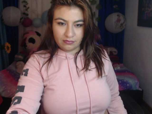 Nuotraukos SharonHornyxx ♥♥let's have fun :) Welcome :devil: ♥♥♥ special tips 15tks ♥ 61tks ♥ and 111tk