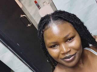 Erotinis vaizdo pokalbis Shee123