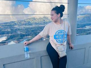 Erotinis vaizdo pokalbis shekina