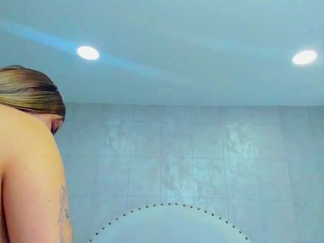Nuotraukos ShelbyAniston I feel hot to make deep throat, sucking nipples, cum show,ride dildo mmmm so hot! Help me have vibrate and get to pleasure