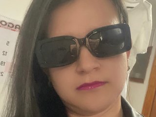 Erotinis vaizdo pokalbis Sherezadeangels