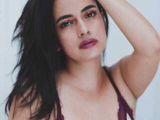 Erotinis vaizdo pokalbis SHEYLA--