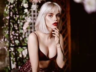 Erotinis vaizdo pokalbis ShiningStar